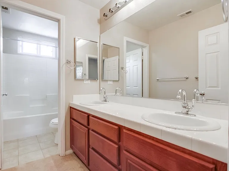 3567 Pebble St — Photo 28