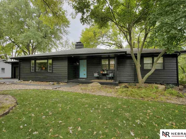 9147 Dorcas St, Omaha, NE 68124