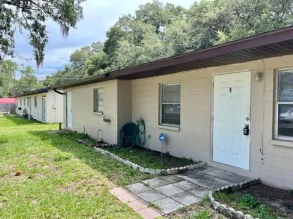 12136 Munbury Dr #2, Dade City, FL 33525