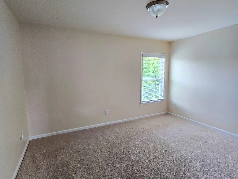 122 Windrush Ln — Photo 38
