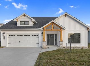 3706 Boulder Ridge Dr, Champaign, IL 61822