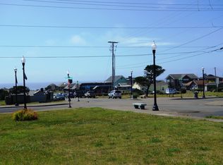 627 W Olive St, Newport, OR
