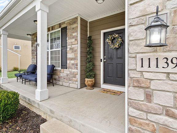 3rd image of 11139 Keswick Dr