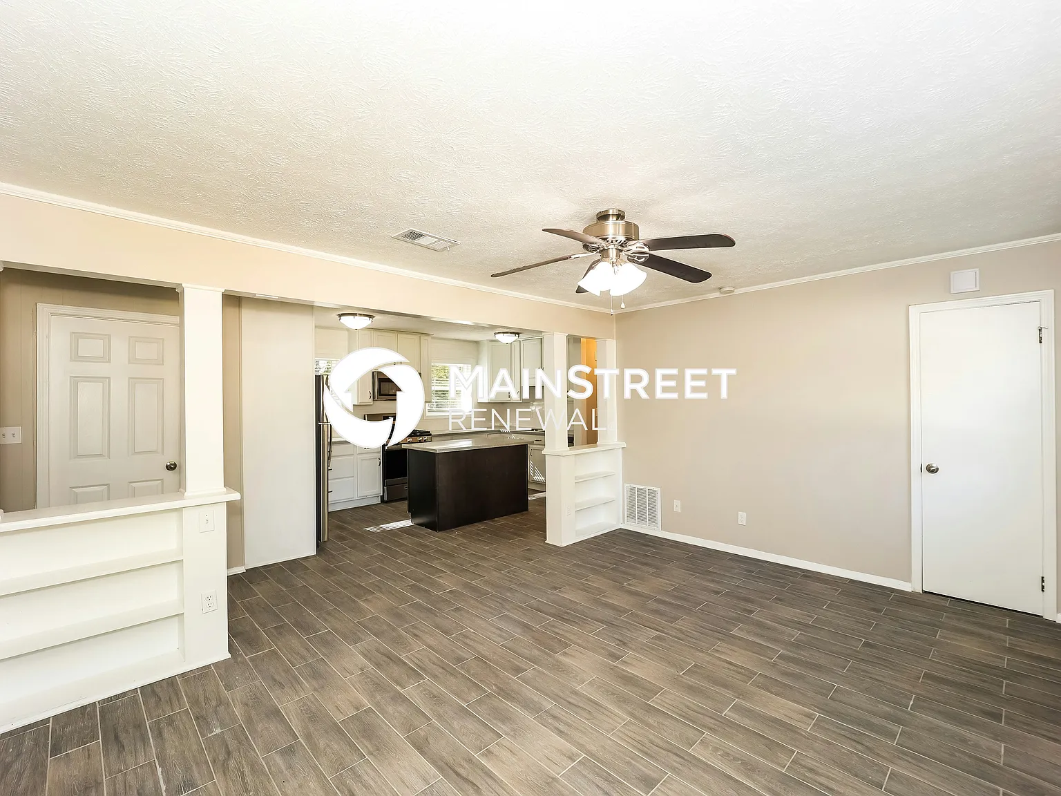 5049 Paris Ave — Photo 3