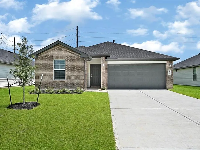 4243 Brinkworth Dr — Photo 1