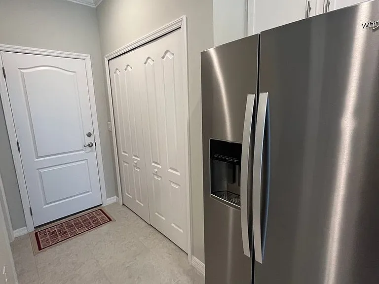 77 Oakleaf Way — Photo 9