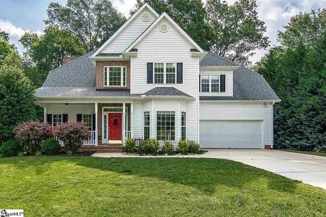 1st image of 402 Worchester Pl