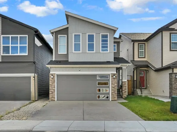 213 N Walgrove Blvd SE, Calgary, AB T2X 5A9