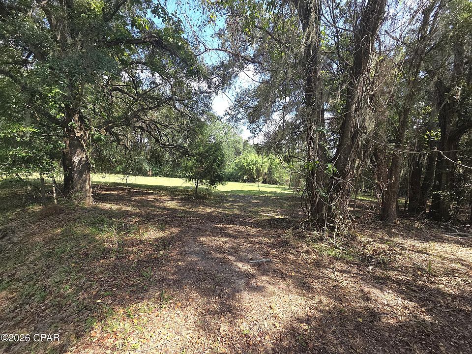 1st image of Live Oak Ln