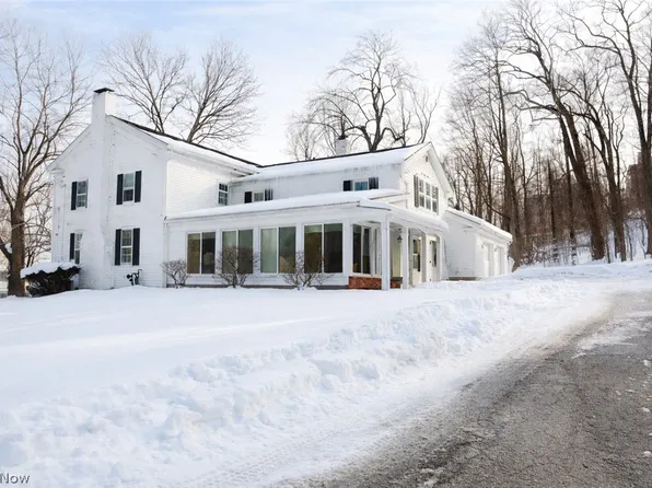 11861 Garfield Rd, Hiram, OH 44234