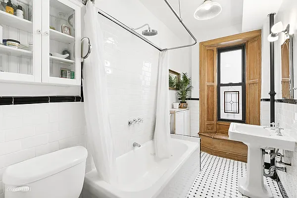 Sold by Corcoran | media 4