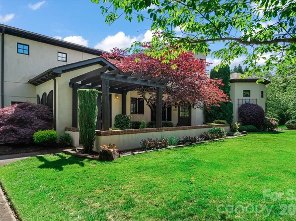 1807 Charden Rd, Davidson, NC 28036