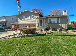 476 Peters Dr, Campbell, OH