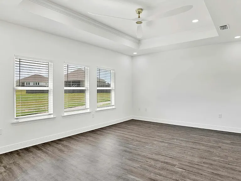30872 Semper Dr — Photo 7