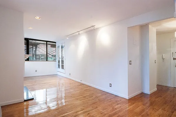 Rented by WAM Partners - William Moses Co. | media 66