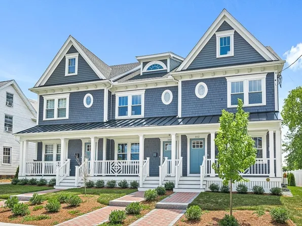 162 Swanton St #162, Winchester, MA 01890