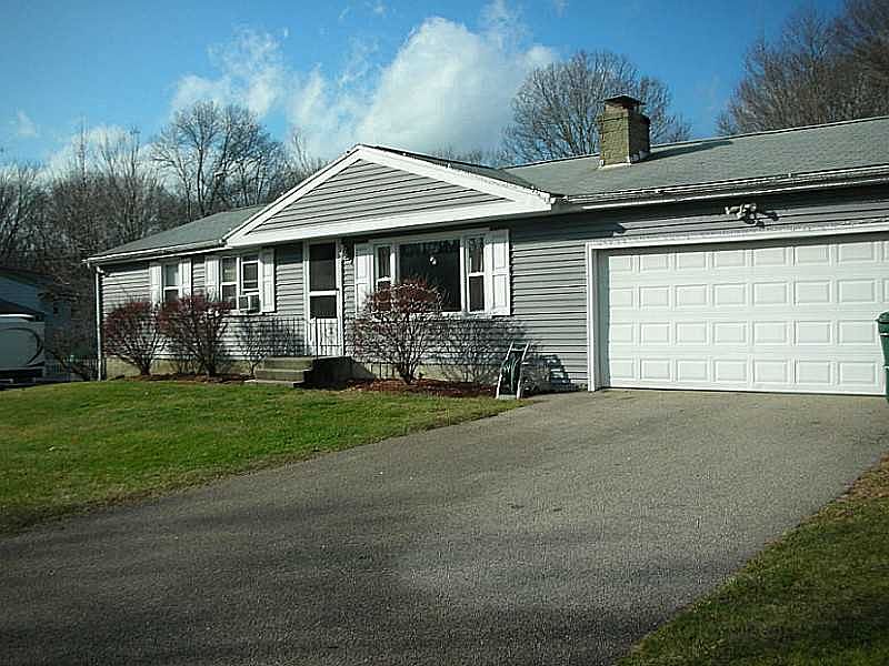 1st image of 61 Cydot Dr