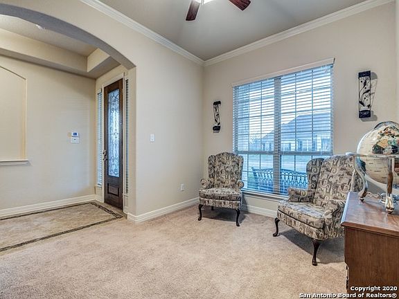 4th image of 253 Mary Ella Dr