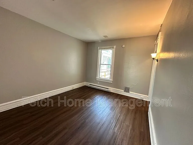 512 Spruce St #2 — Photo 23