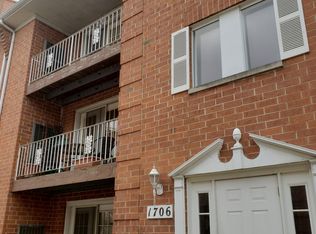 1706 Sable Ln APT 301, Mount Prospect, IL 60056