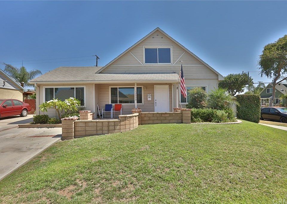 1st image of 12924 Ramsey Dr