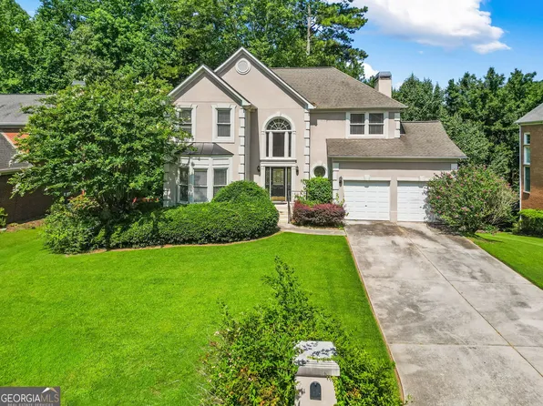 861 Southland Pass, Stone Mountain, GA 30087