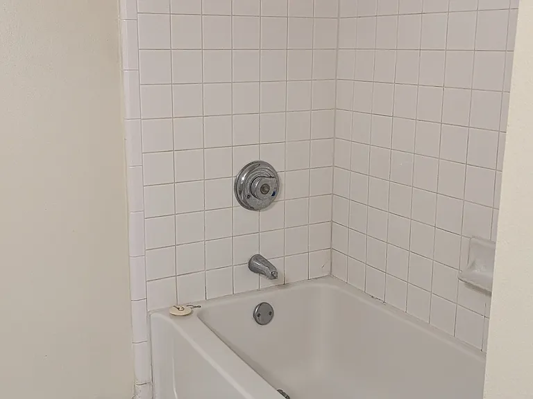 1222 Bermuda Lakes Ln #108 — Photo 29