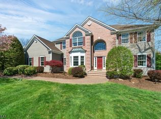 10 Old Mine Drift, Chester, NJ 07930