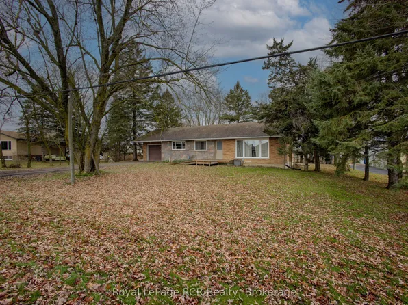 441 Smith St, Wellington North, ON N0G 1A0