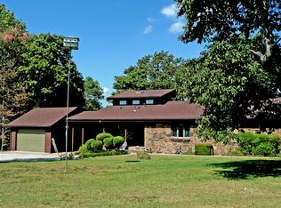 66500 E 255th Rd, Grove, OK 74344