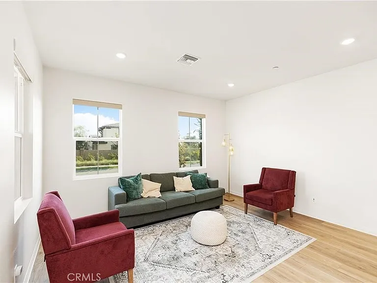 3906 E Coronado Privado — Photo 5
