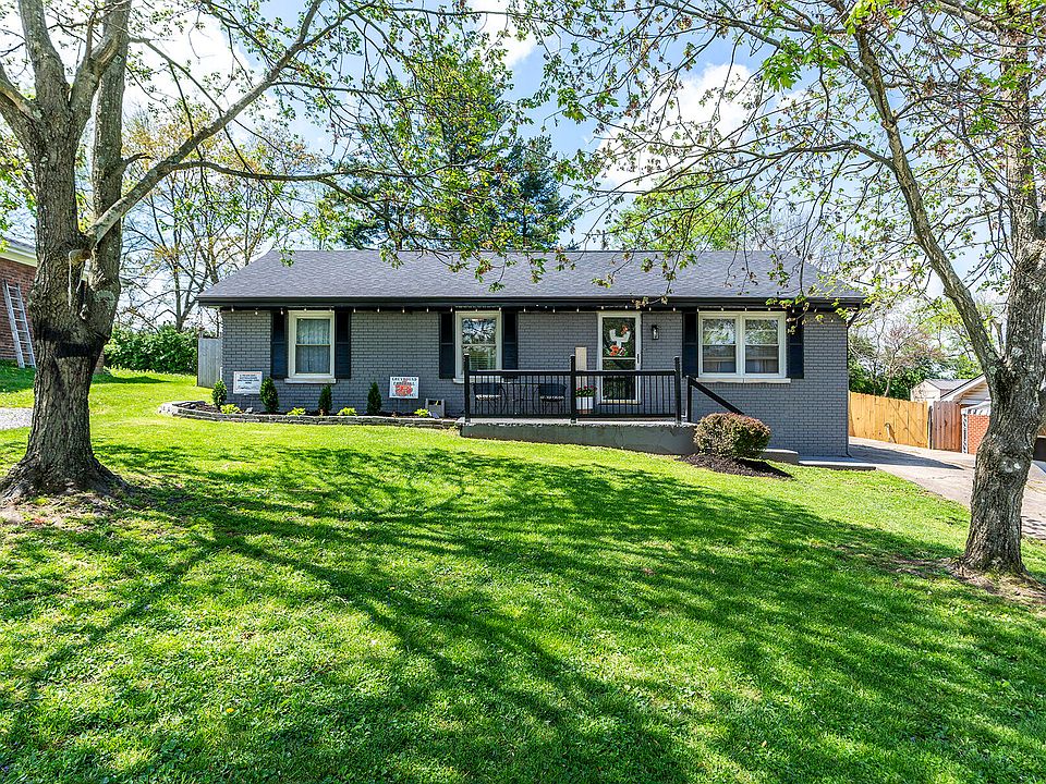 1st image of 215 Echo Dr