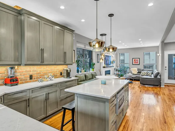 207 Huntington Street image 5 of 43