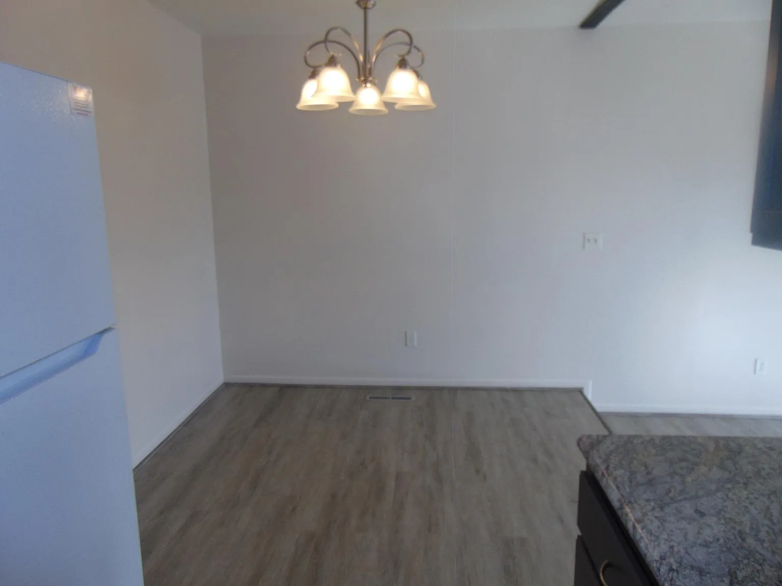 2 bed, 792 sqft, $1,475 — Photo 3