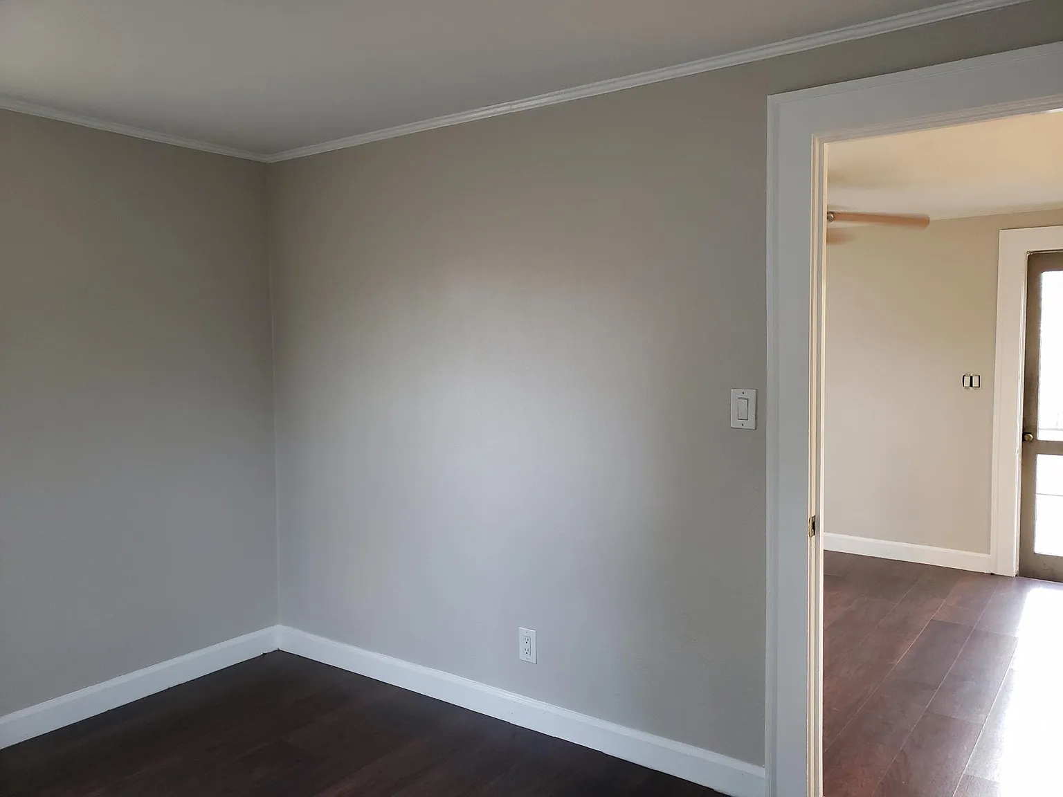 1 bed, 400 sqft, $1,300 — Photo 3