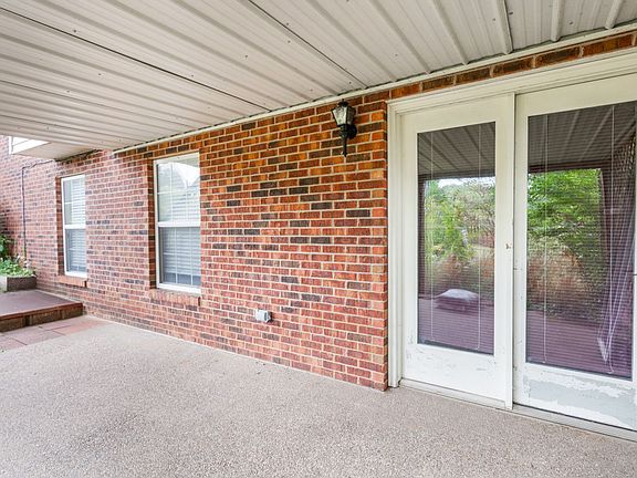 5th image of 107 Deerfield Hills Rd