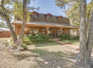 100 Chisholm Trl, Cleburne, TX 76033