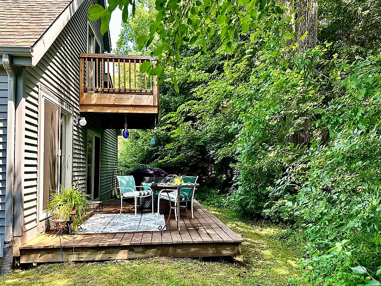 3722 Cavalier Dr — Photo 2