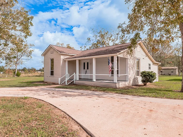 246 FM 405 — Photo 28
