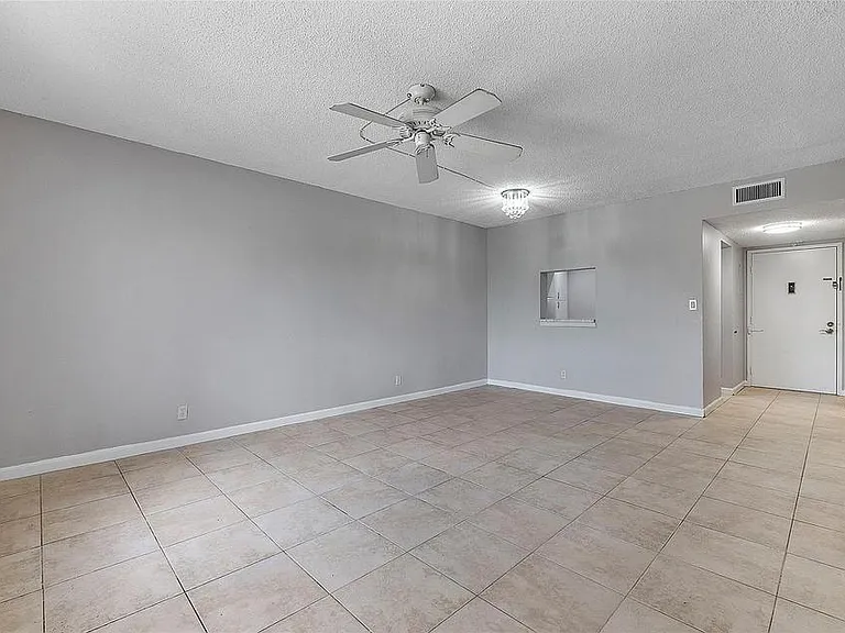 4354 NW 9th Ave #12-3D — Photo 11