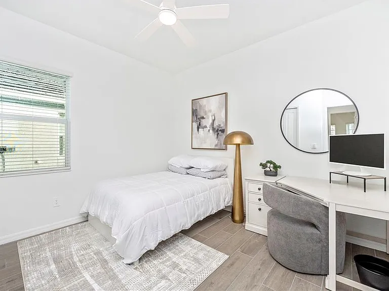 17662 Santorini Ct — Photo 32