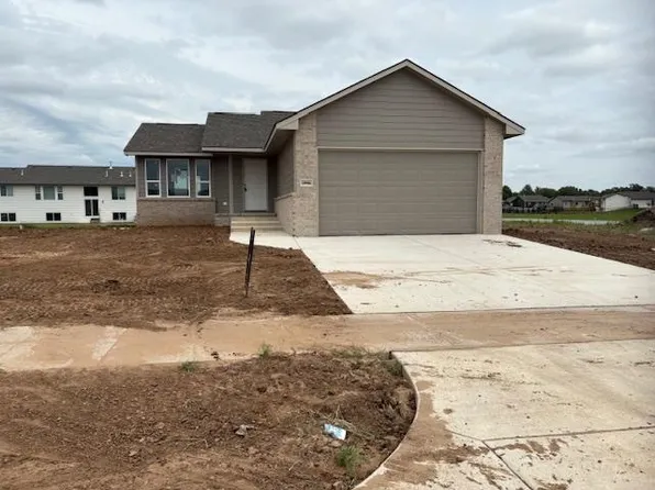 10906 Sondra Ct, Maize, KS 67101