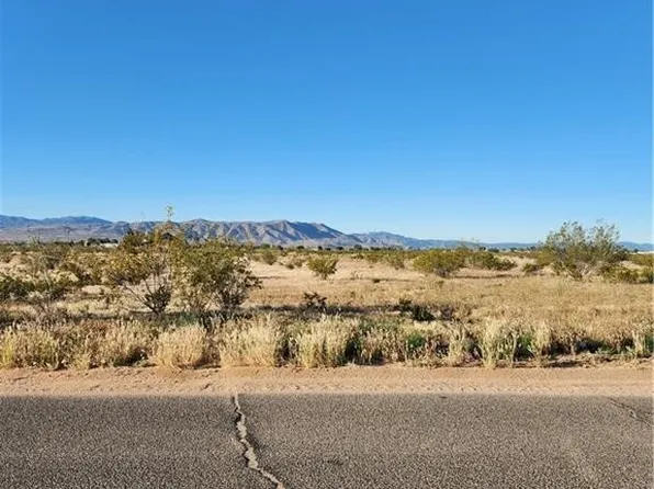 0 Nomwaket Rd, Apple Valley, CA 92308