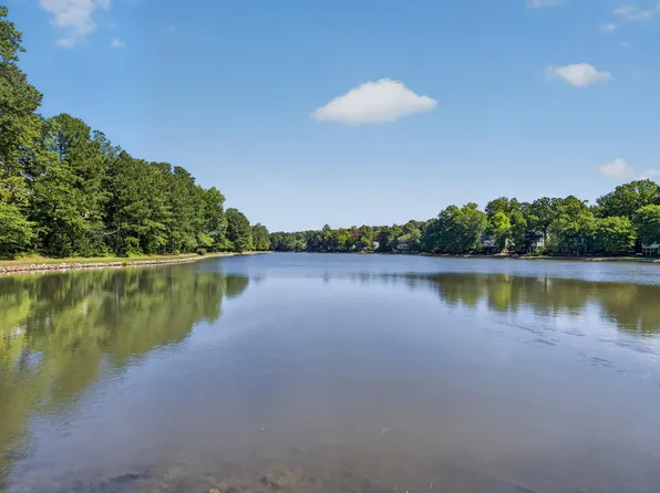 313 Glen Echo Ln APT F, Cary, NC 27518