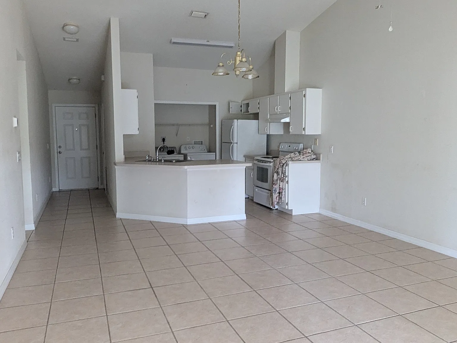 2 bed, 1020 sqft, $1,500 — Photo 3