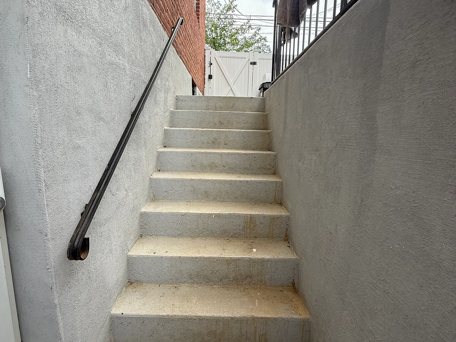1 bed, 700 sqft, $2,150 — Photo 2