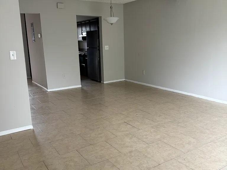 163 Bowie Ln #B — Photo 5