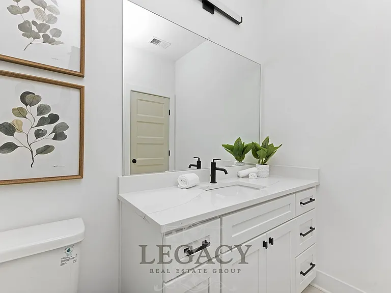 2027 Rosemary Ln — Photo 27