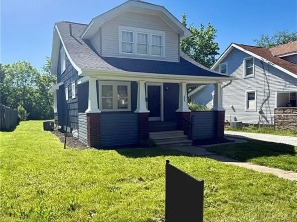 586 Brittain Rd, Akron, OH 44305