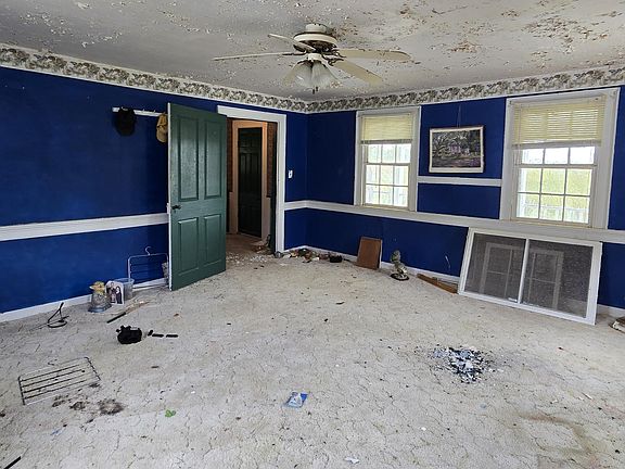 32nd image of 2083 Harvey Point Road